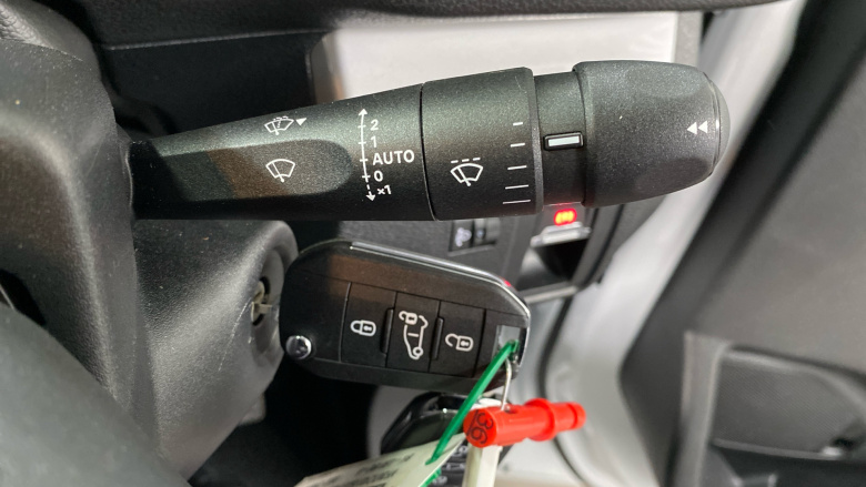 Peugeot Expert E-Standard 1000 100kW 75kWh Professional Premium + Van Auto